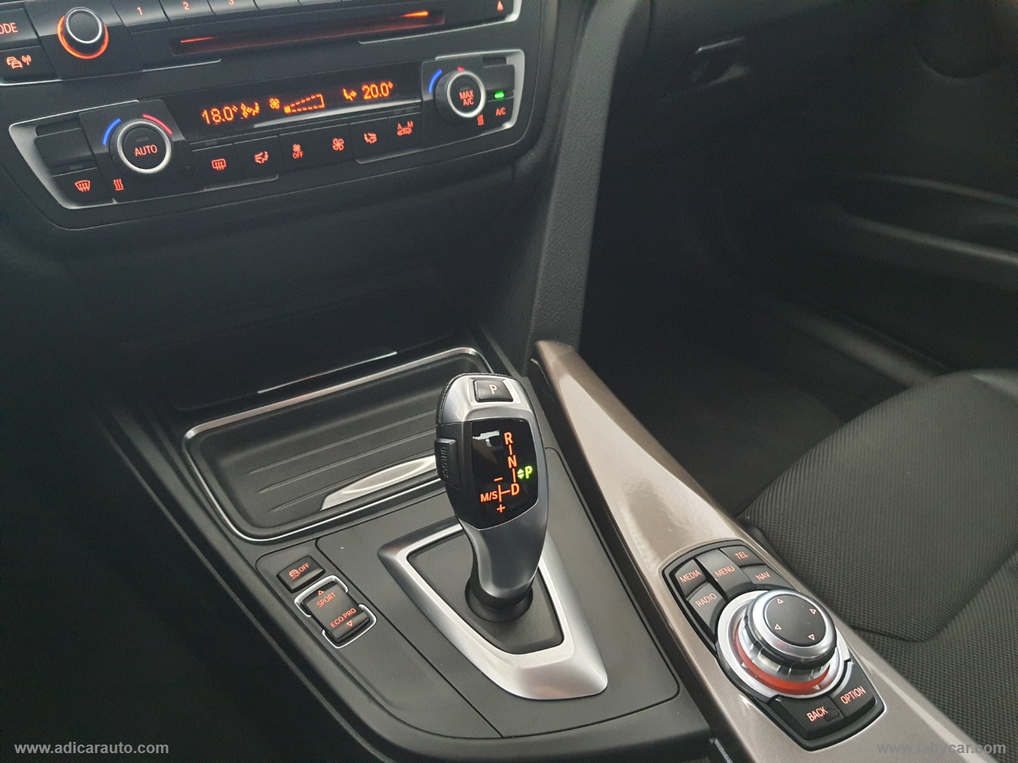 330dA xDrive Modern - immagine 13