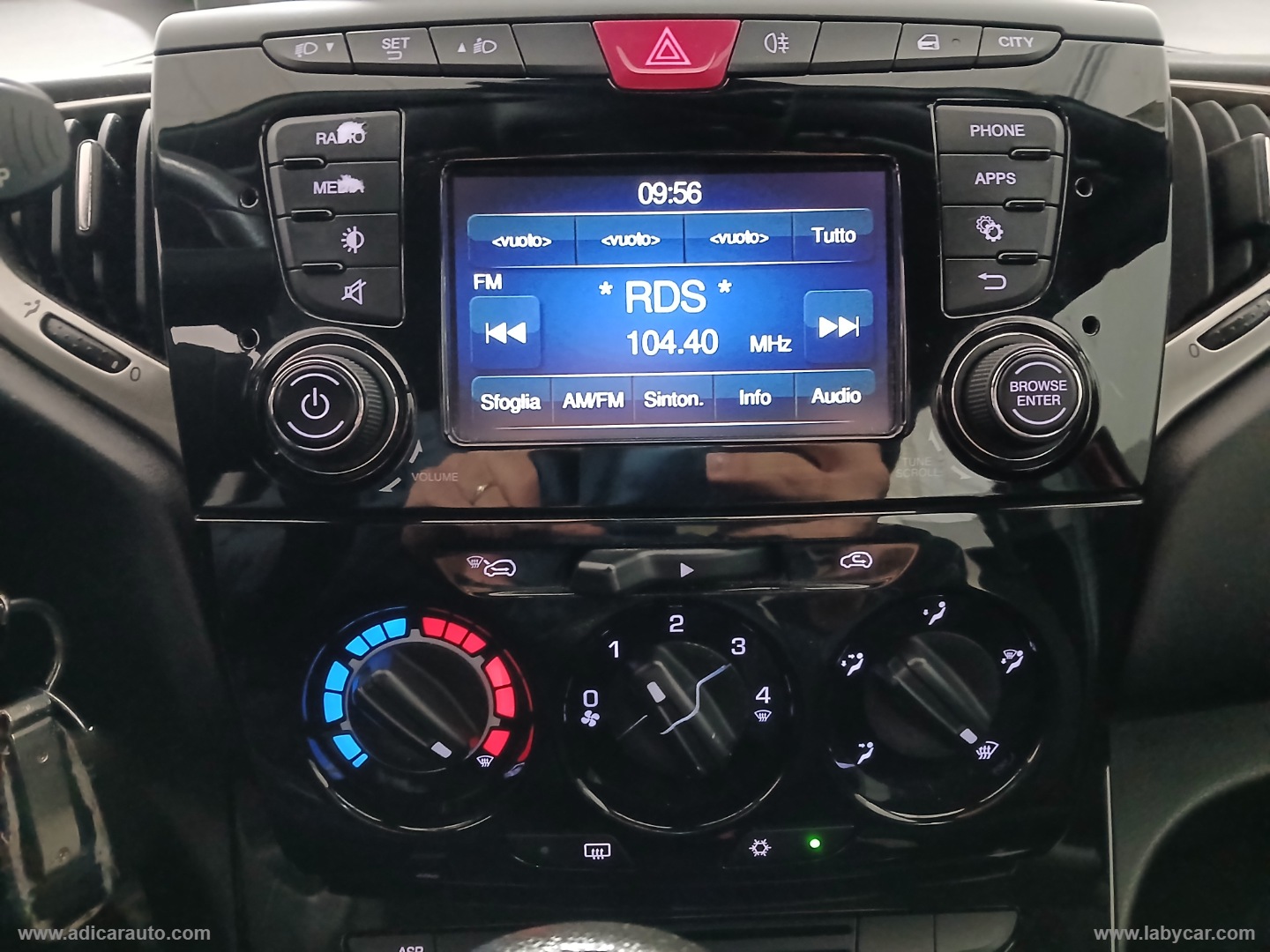 Ypsilon 1.2 69 CV 5p. - immagine 13