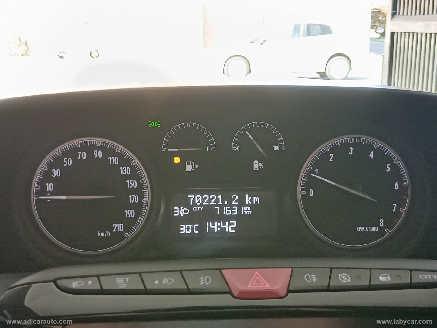 Ypsilon 1.0 FireFly 5p.S&S Hyb. Eco Gold - immagine 13