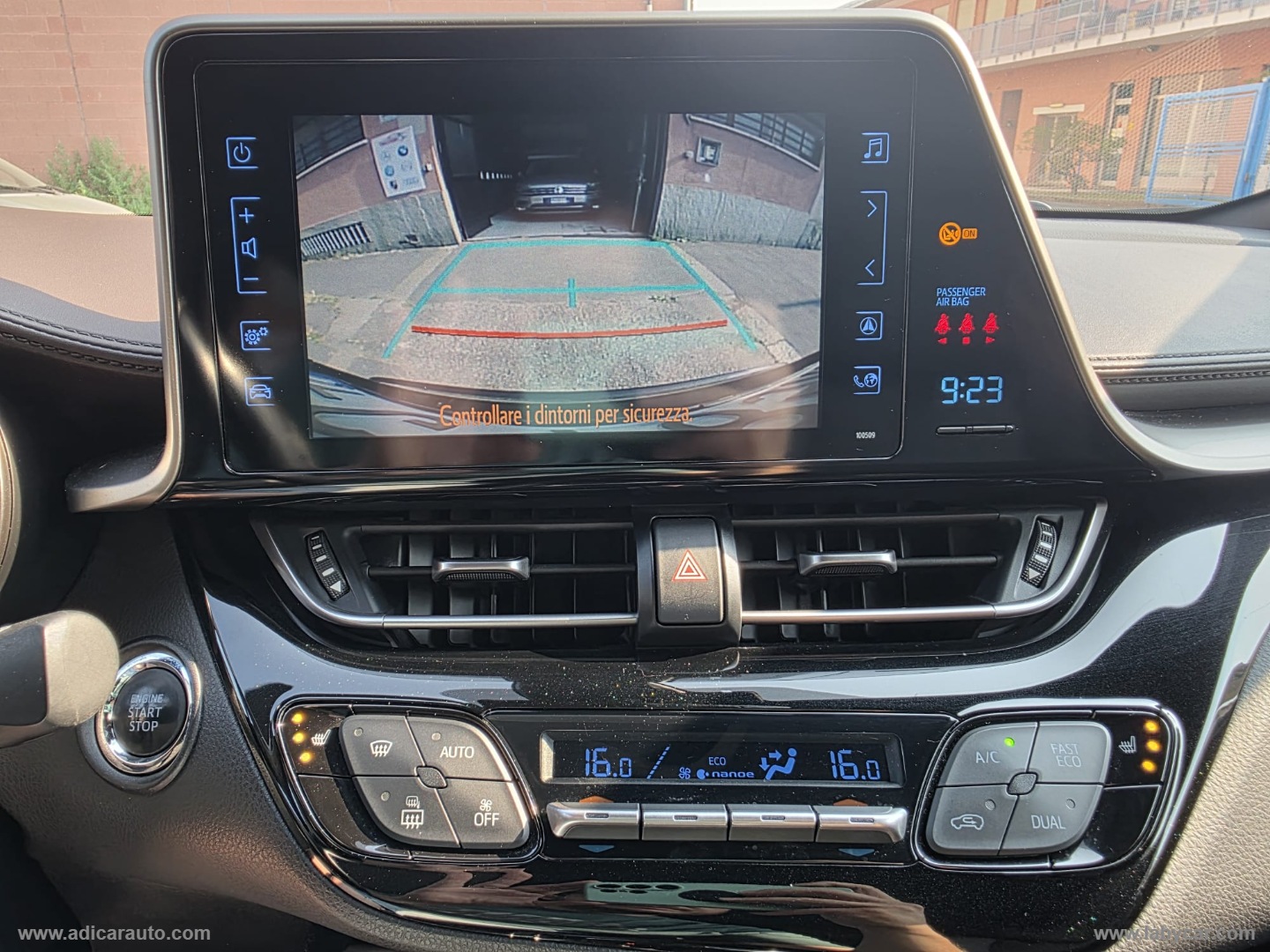 C-HR 1.2 Turbo CVT 4WD Lounge - immagine 13