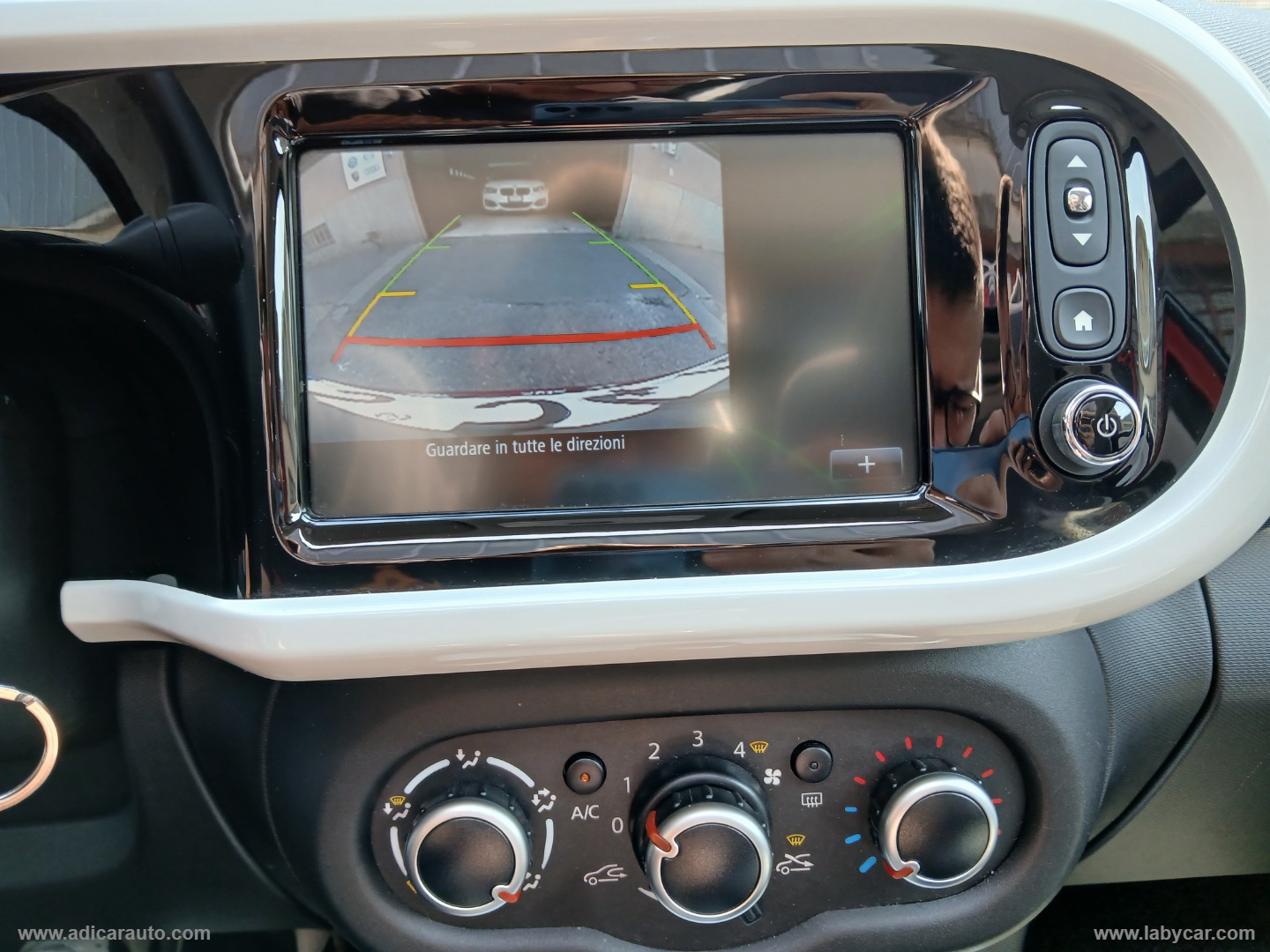 Twingo TCe 90 CV S&S - immagine 13