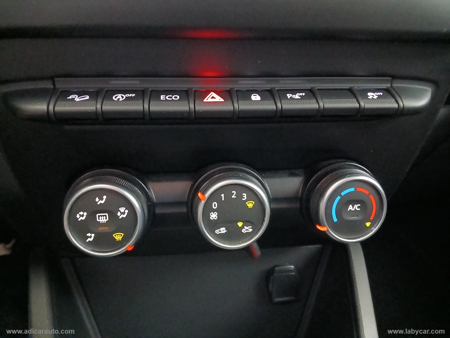 Duster 1.5 Blue dCi 8V 115 4x4 - immagine 13