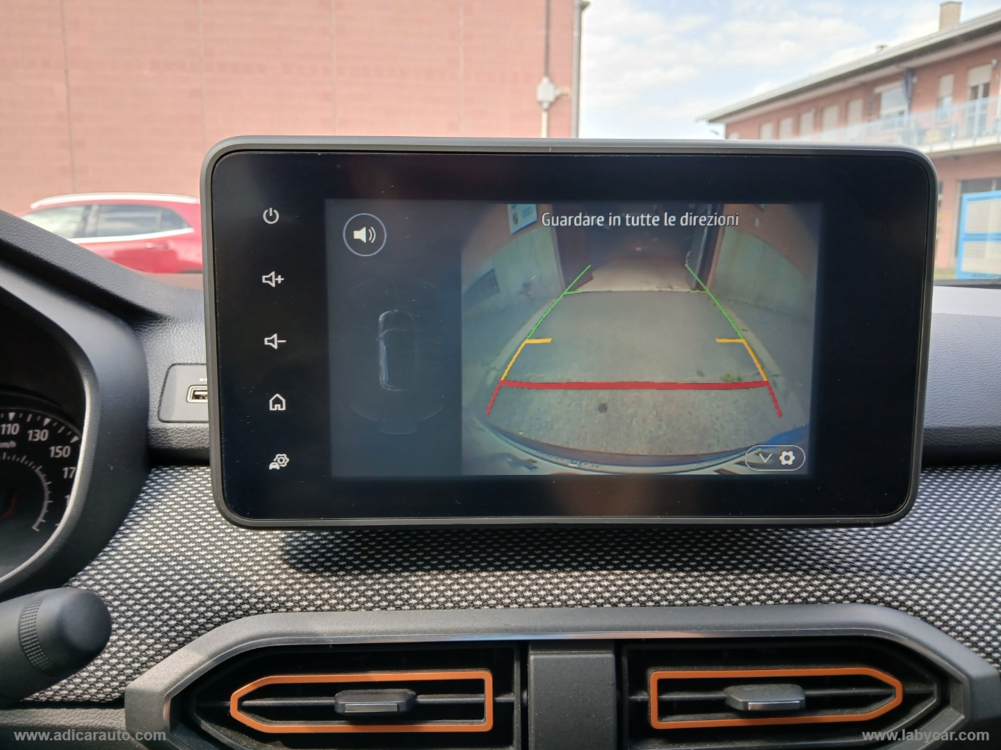 Sandero Stepway 1.0 TCe ECO-G Comfort - immagine 13
