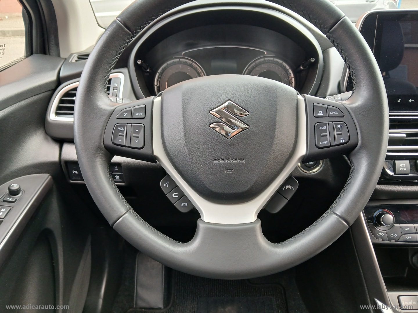 S-Cross 1.5 140V Hybrid A/T Starview - immagine 13