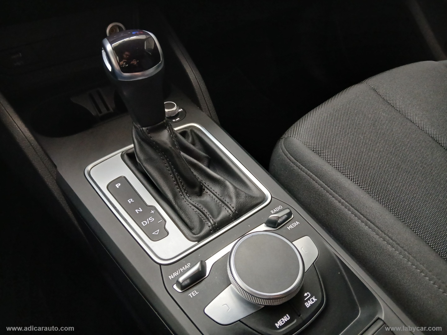 Q2 30 TDI S tronic - immagine 13