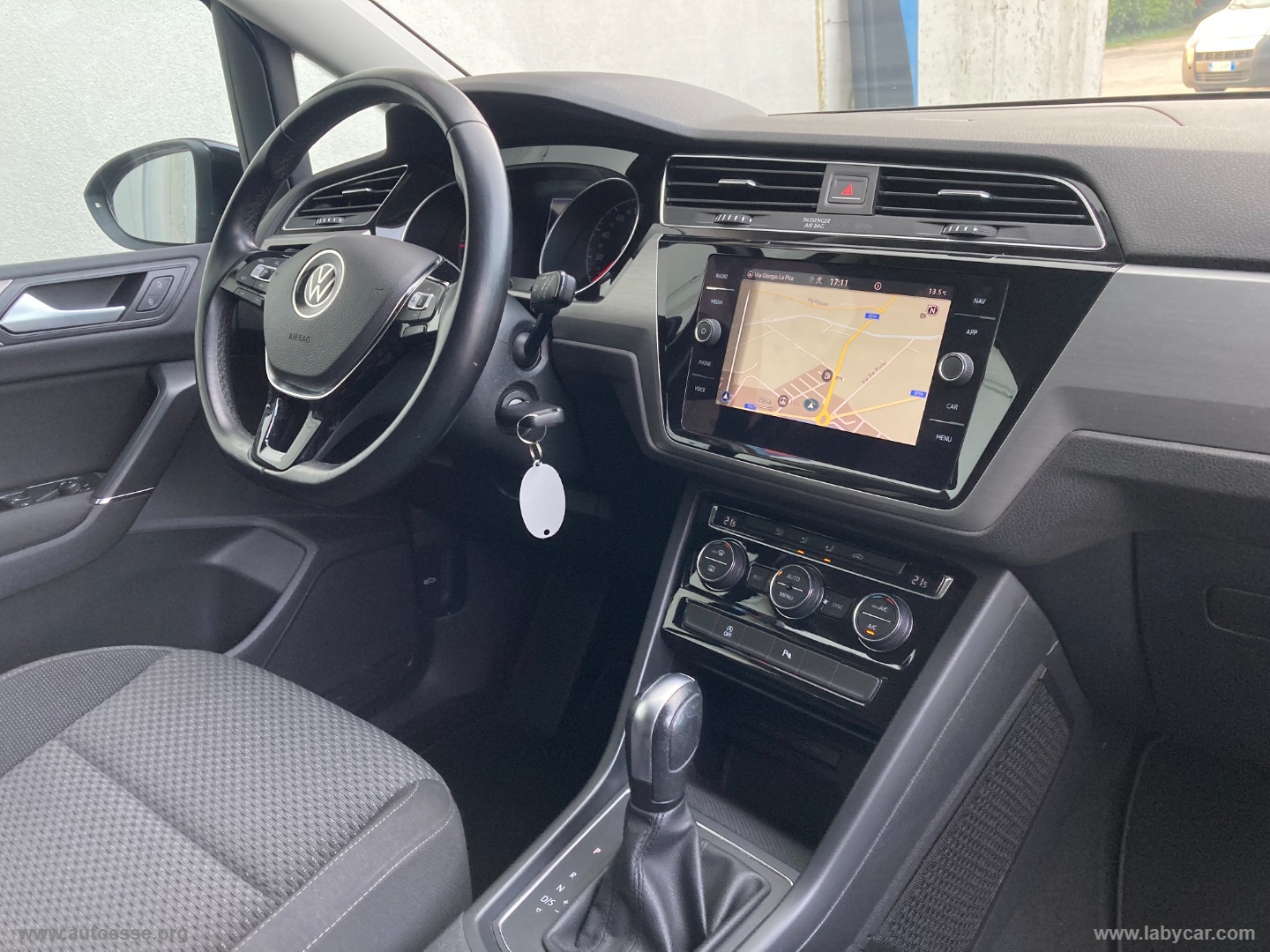 Touran 2.0 TDI 150 CV DSG Business BMT - immagine 13