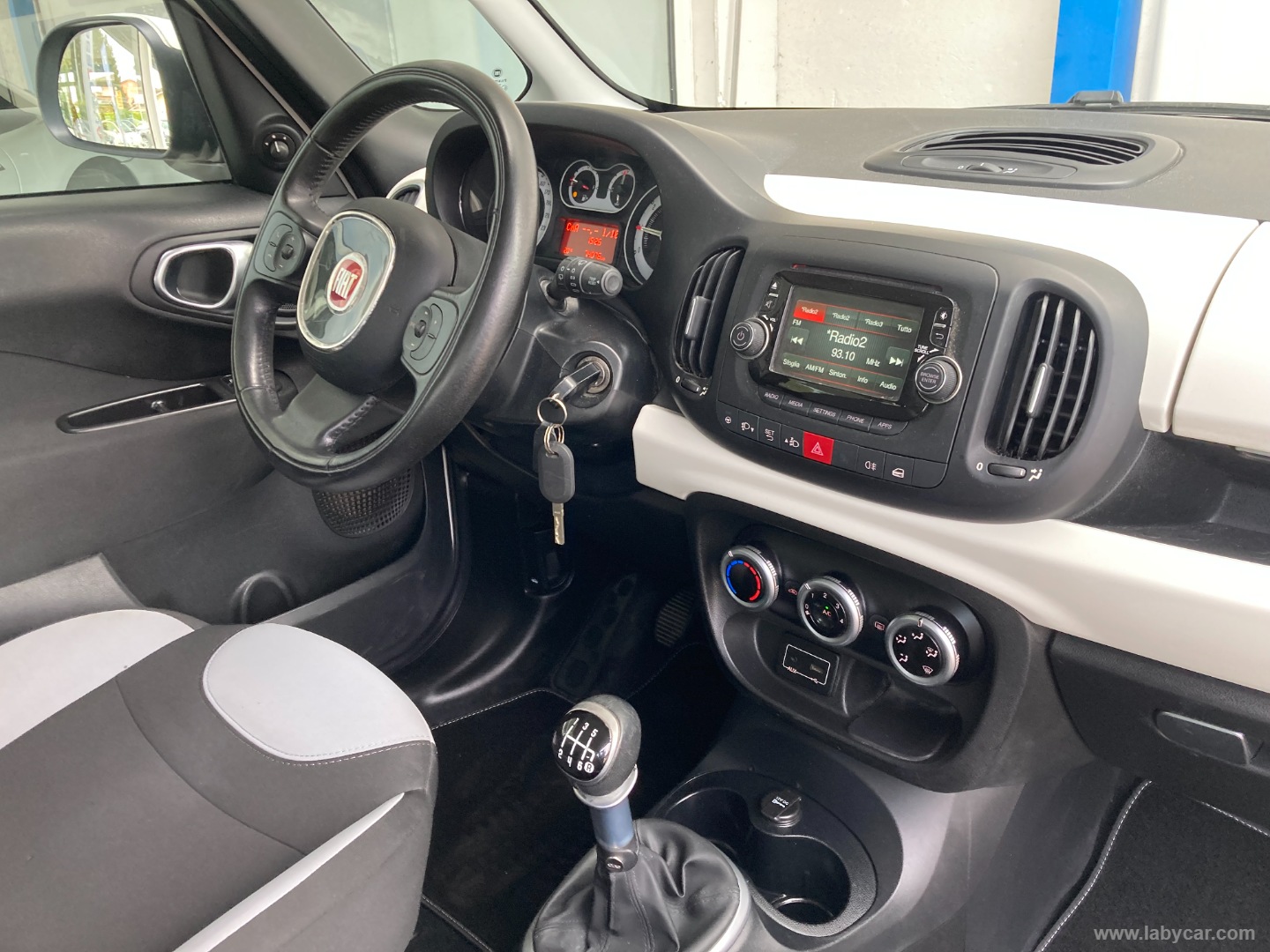 500L 1.4 95 CV Pop Star - immagine 13