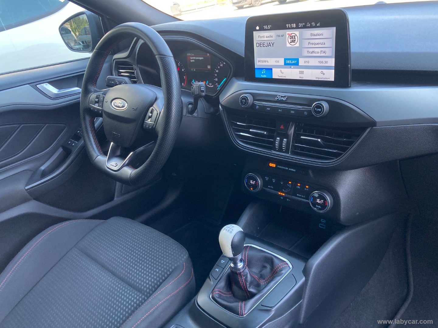 Focus 1.0 EcoBoost 125 5p. ST-LINE - immagine 13
