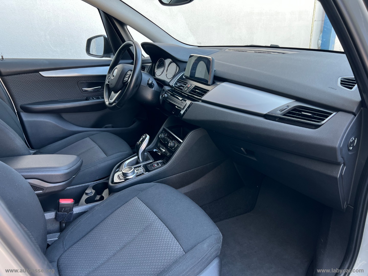 218d Active Tourer Advantage AUT. - immagine 13