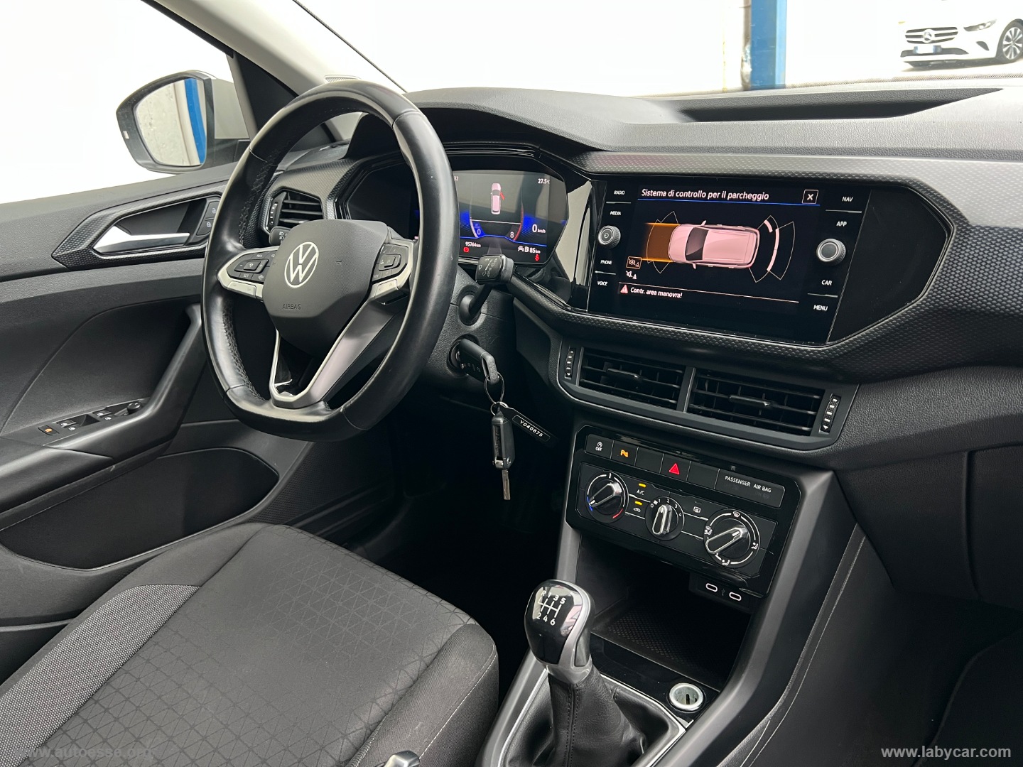 T-Cross 1.0 TSI 110 CV Style - immagine 13