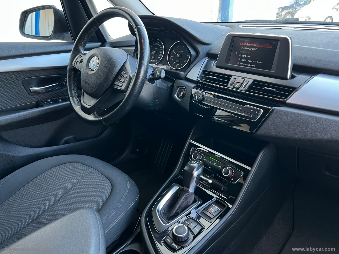 218d Active Tourer Advantage AUT. - immagine 13