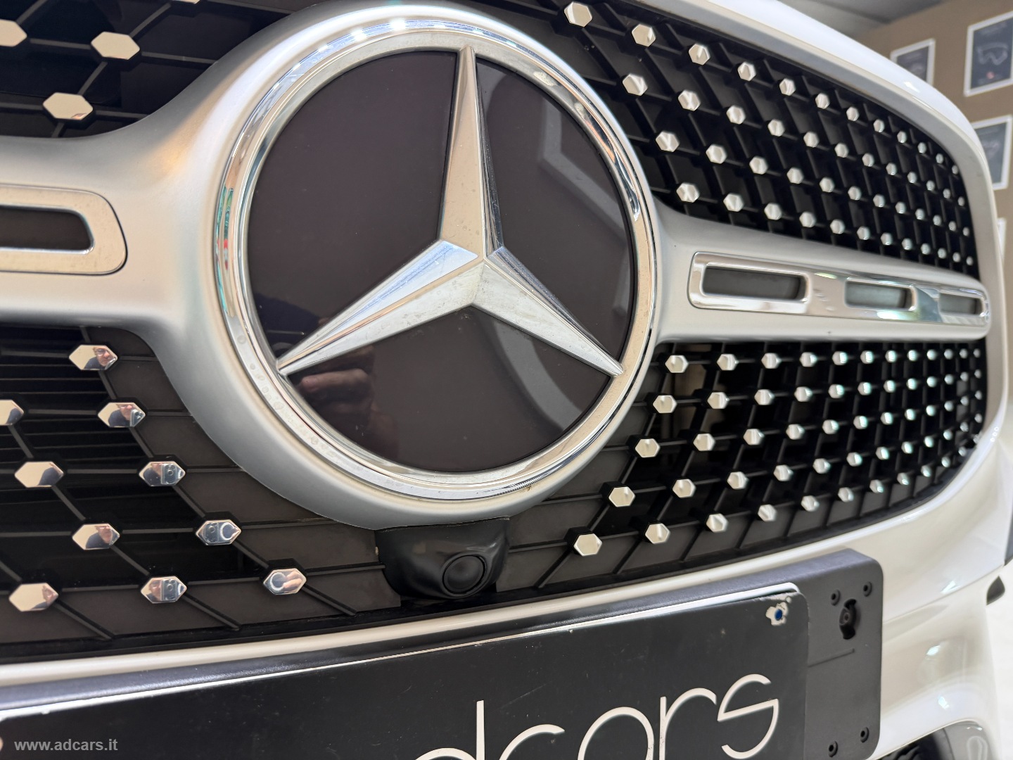 GLB 220 d Automatic 4Matic AMG LINE - immagine 13