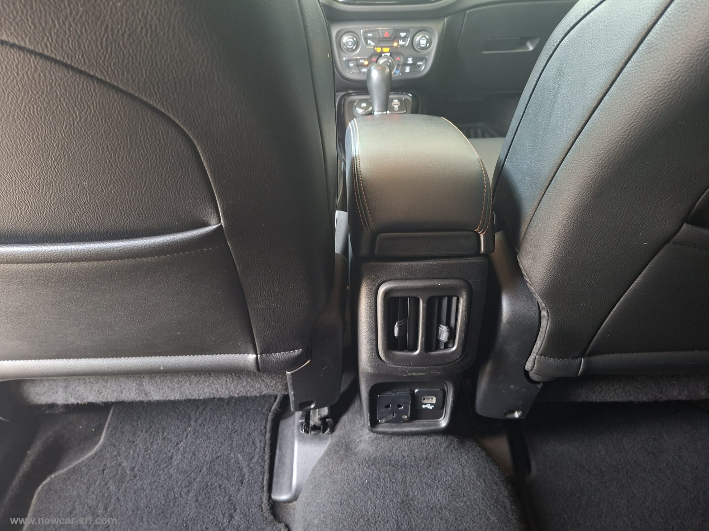 Compass 2.0 Mjt II aut. 4WD Limited - immagine 13