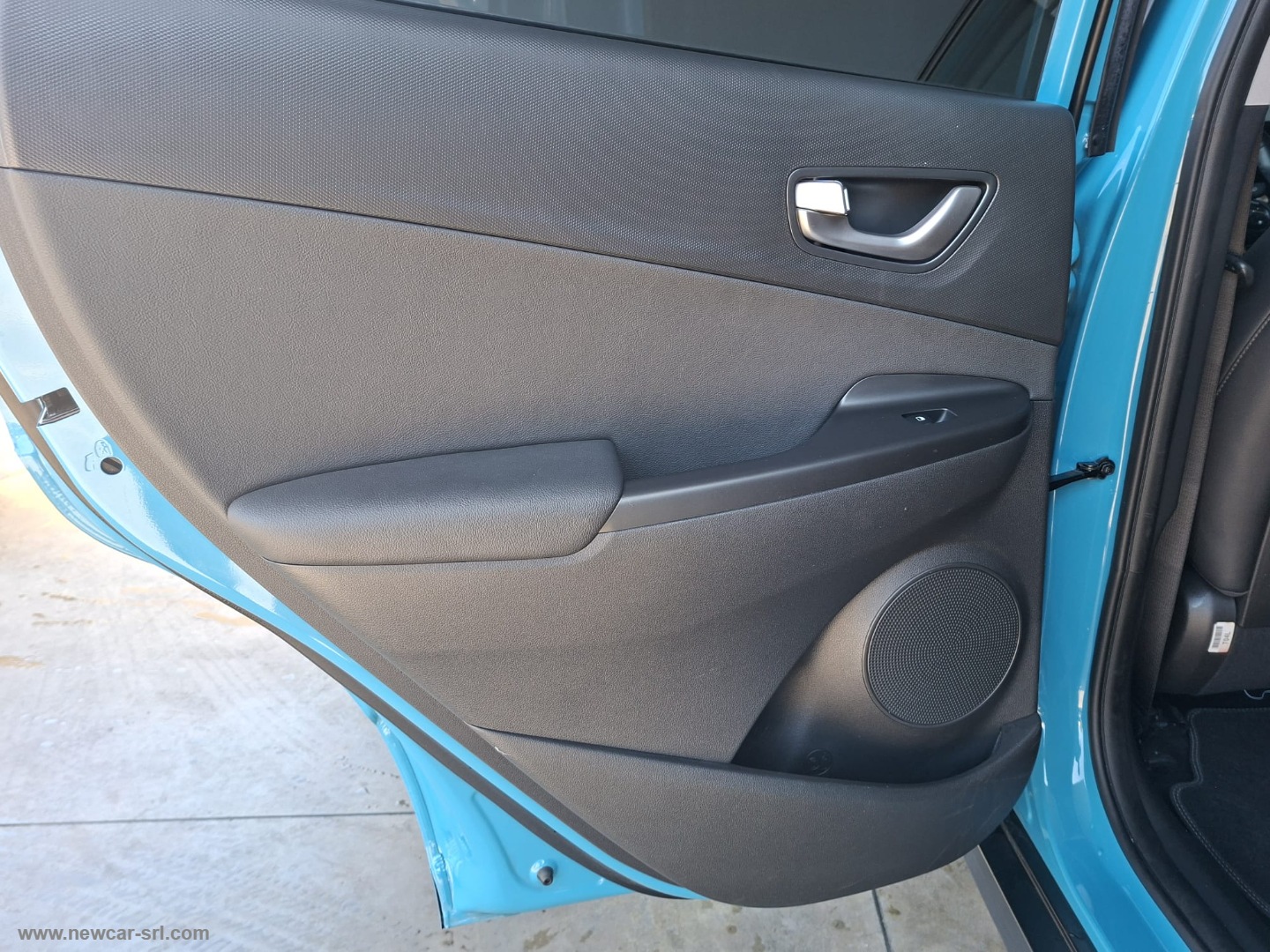 Kona EV 64 kWh XClass - immagine 13