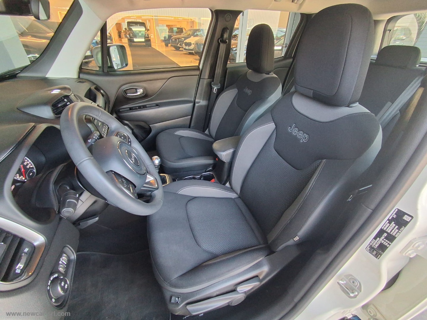 Renegade 1.6 Mjt 130CV Limited - immagine 13