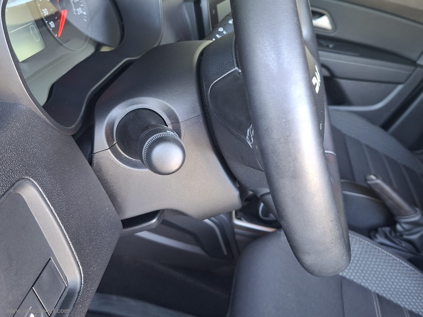 Duster 1.0 TCe GPL 4x2 Extreme - immagine 13