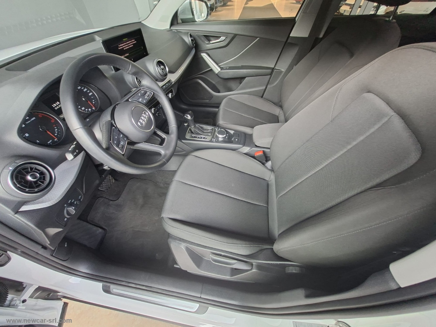Q2 30 TDI S tronic - immagine 13