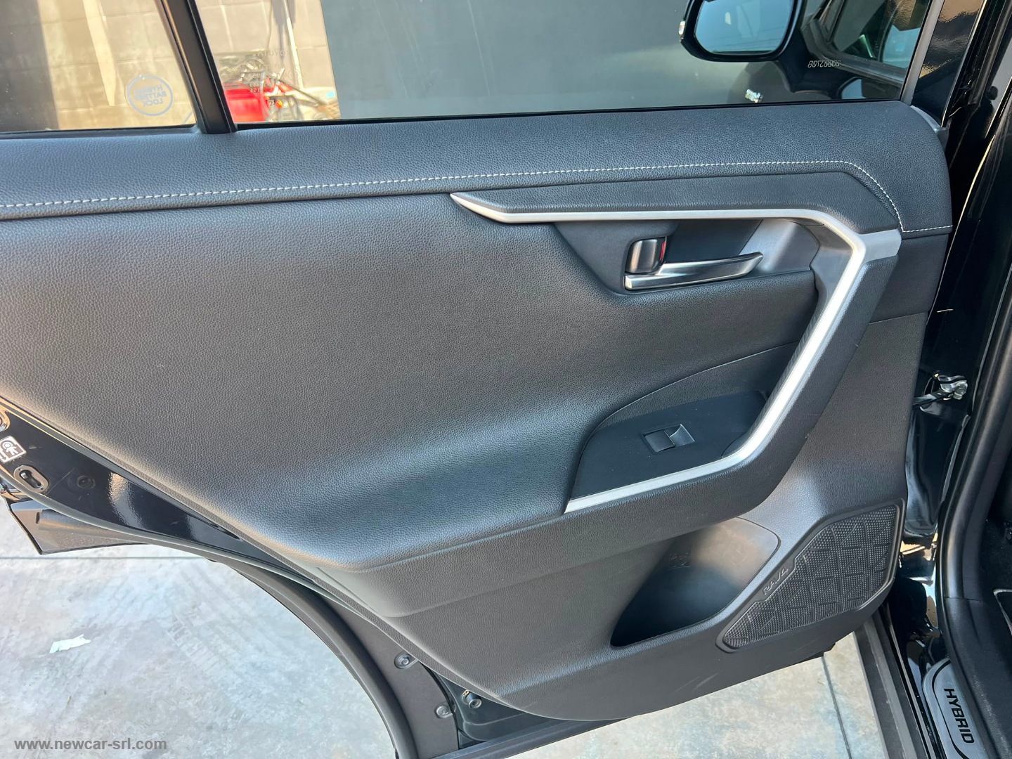 RAV4 2.5 HV - immagine 13