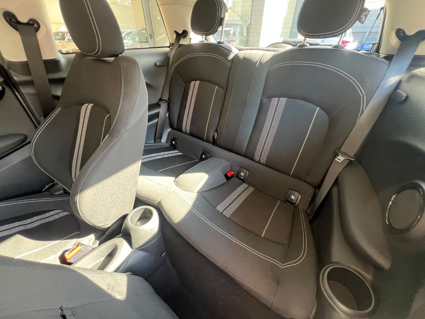 Mini Cooper SE Classic - immagine 13