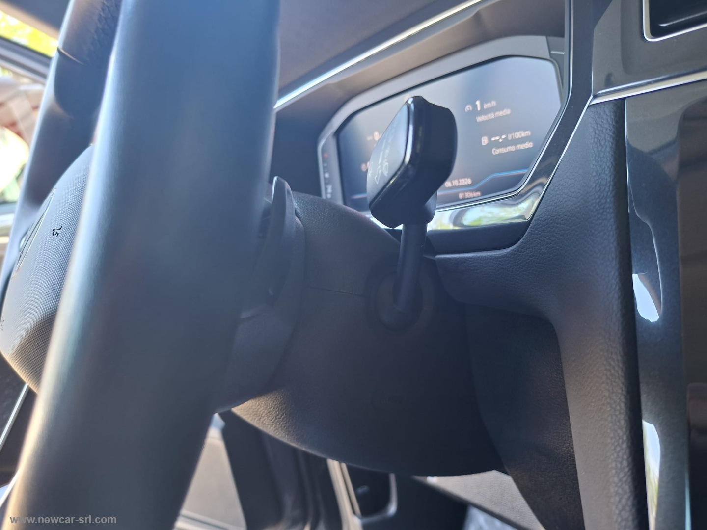 Tiguan 2.0 TDI 150CV SCR DSG 4MOT. Eleg. - immagine 13