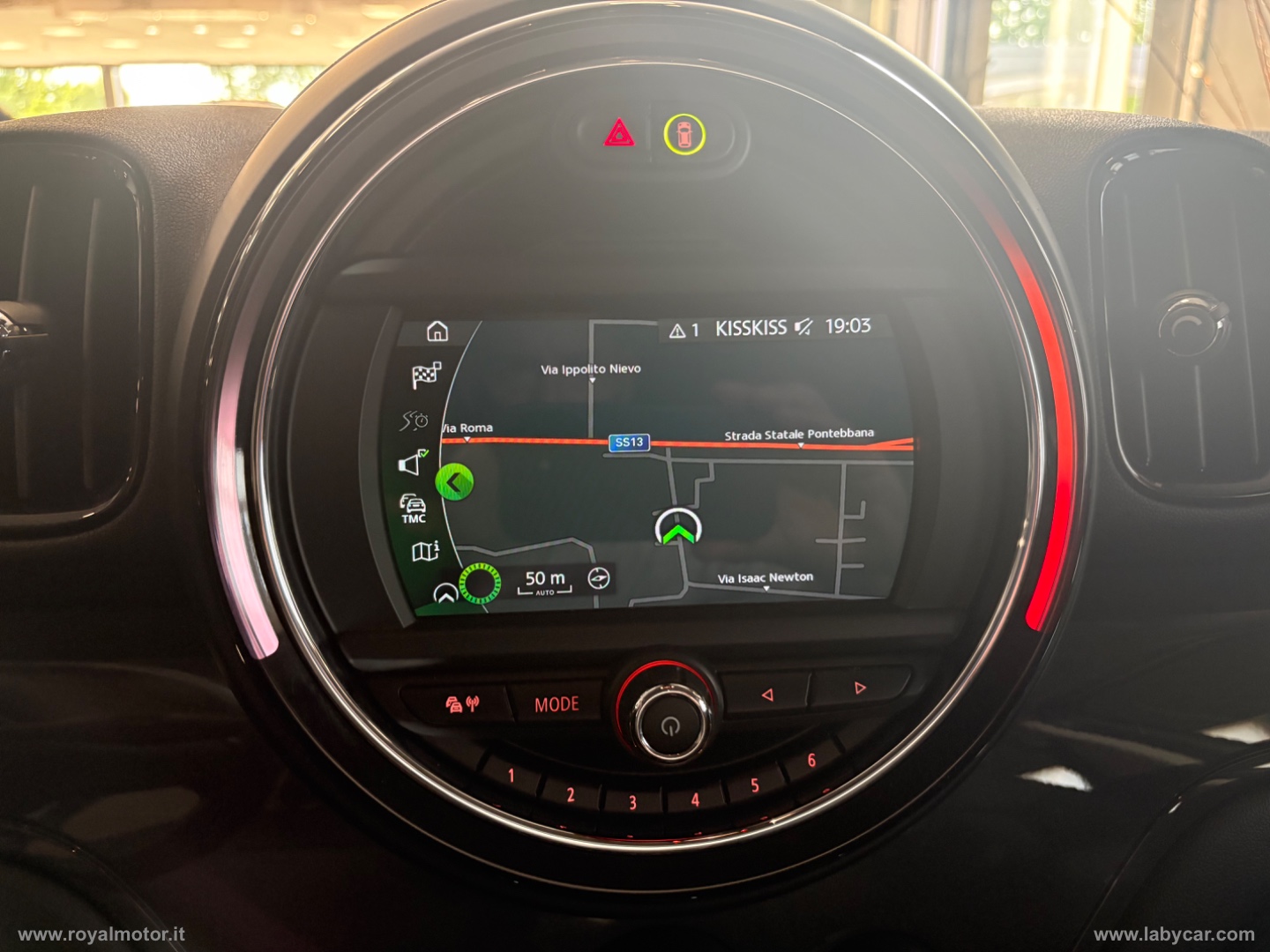 Mini Cooper D Business Countryman Aut. - immagine 13