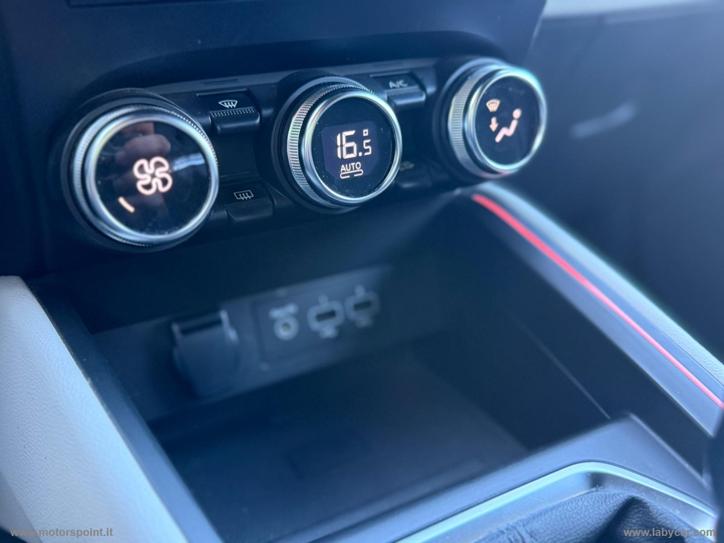 Clio TCe 100 CV GPL Techno - immagine 13