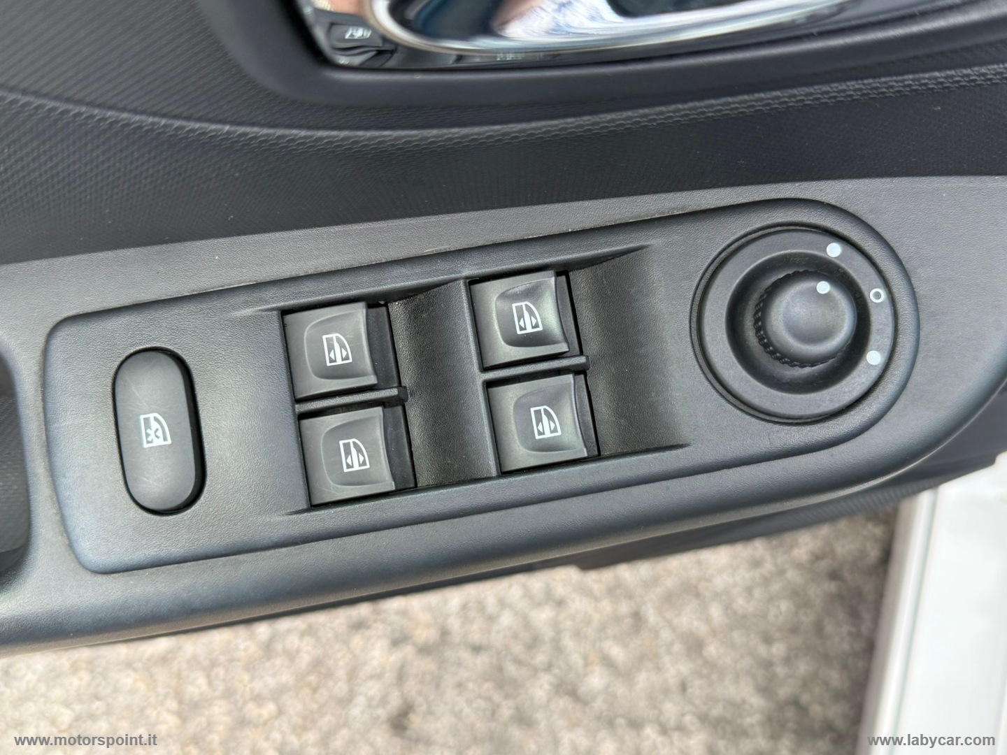 Captur TCe 12V 90 CV S&S Energy Life - immagine 13