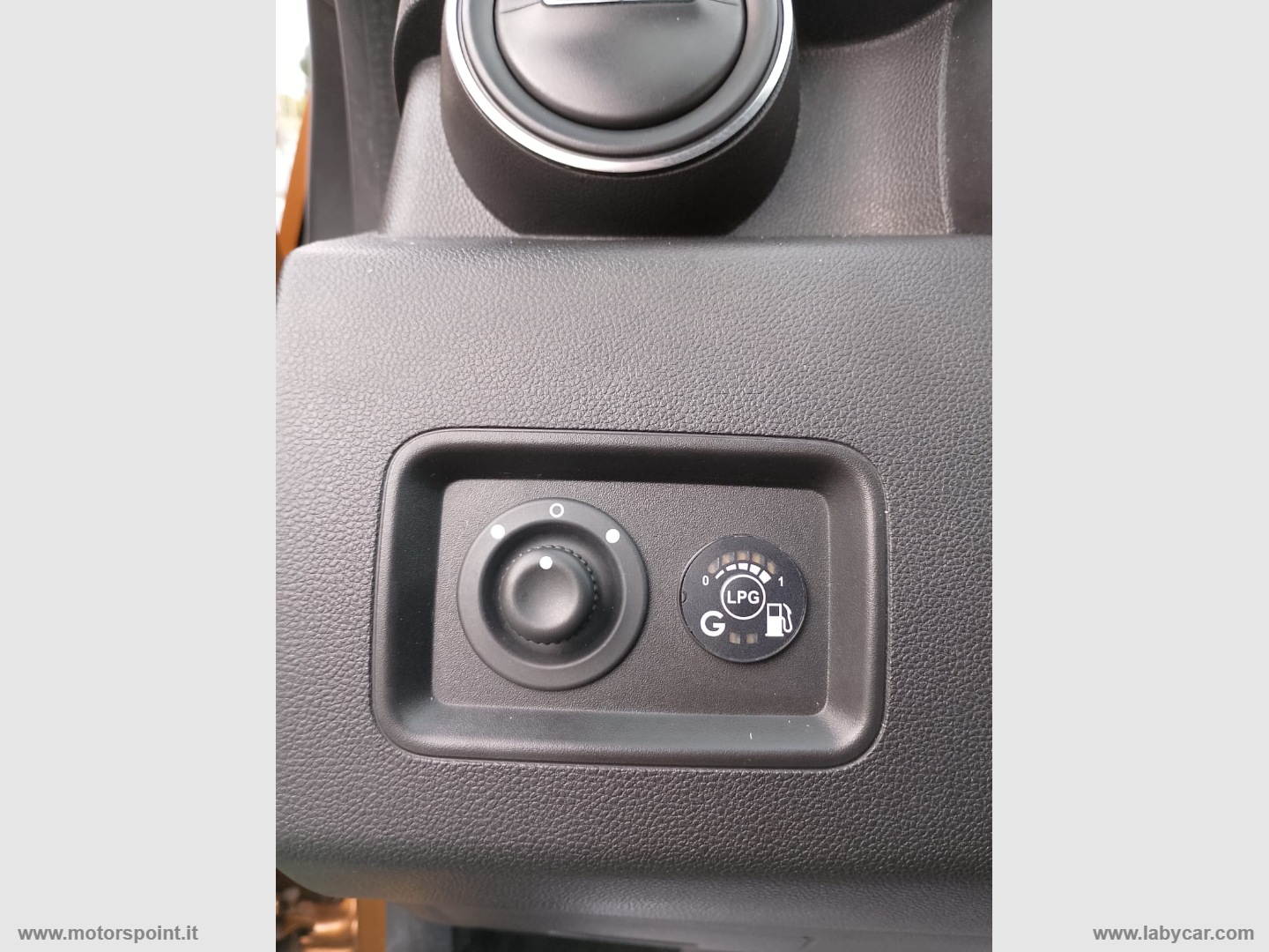 Duster 1.6 SCe GPL 4x2 Comfort GPL - immagine 13