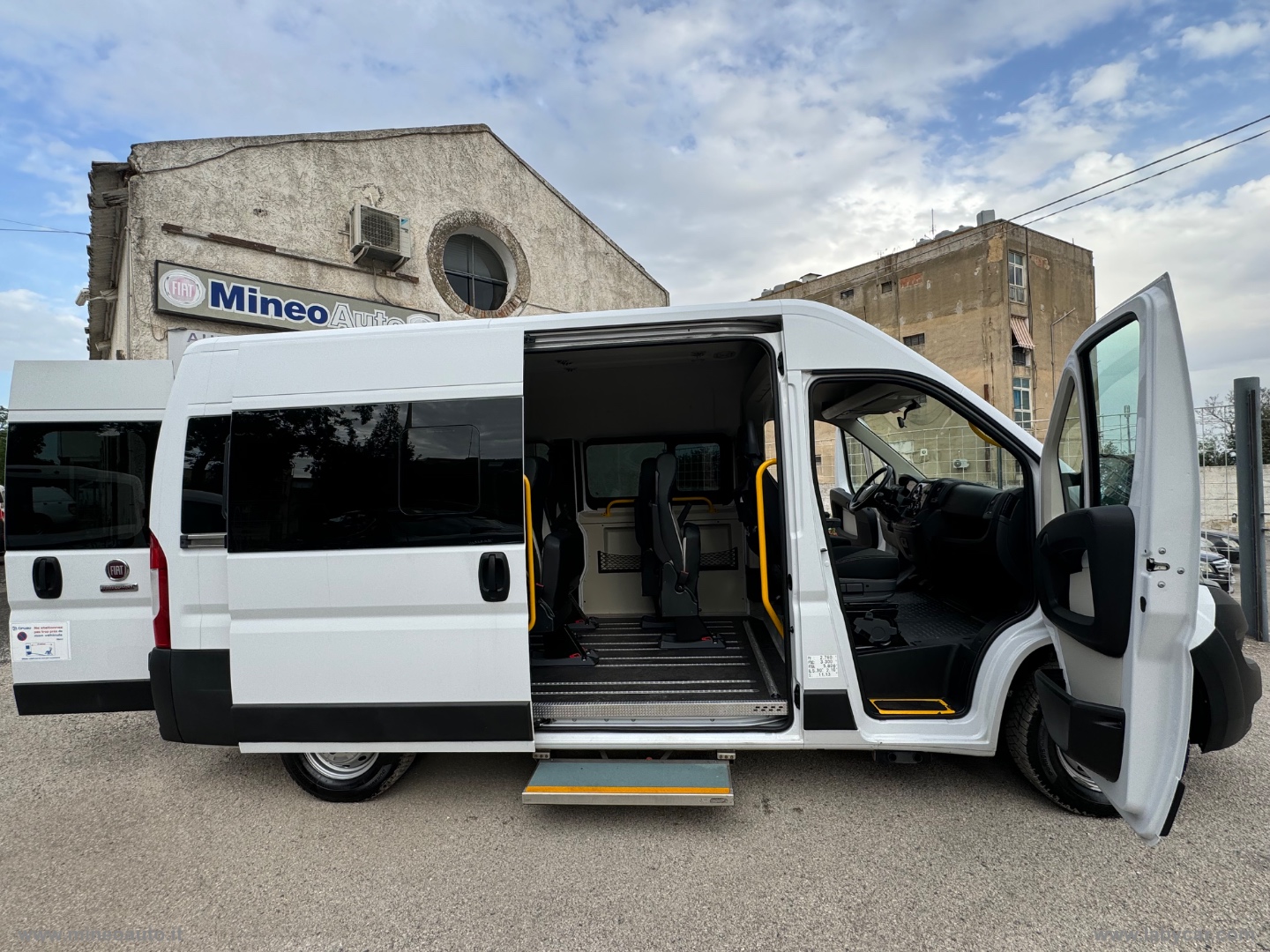 Ducato 30 2.3 MJT 150CV TRASPORTO DISABILE - immagine 13
