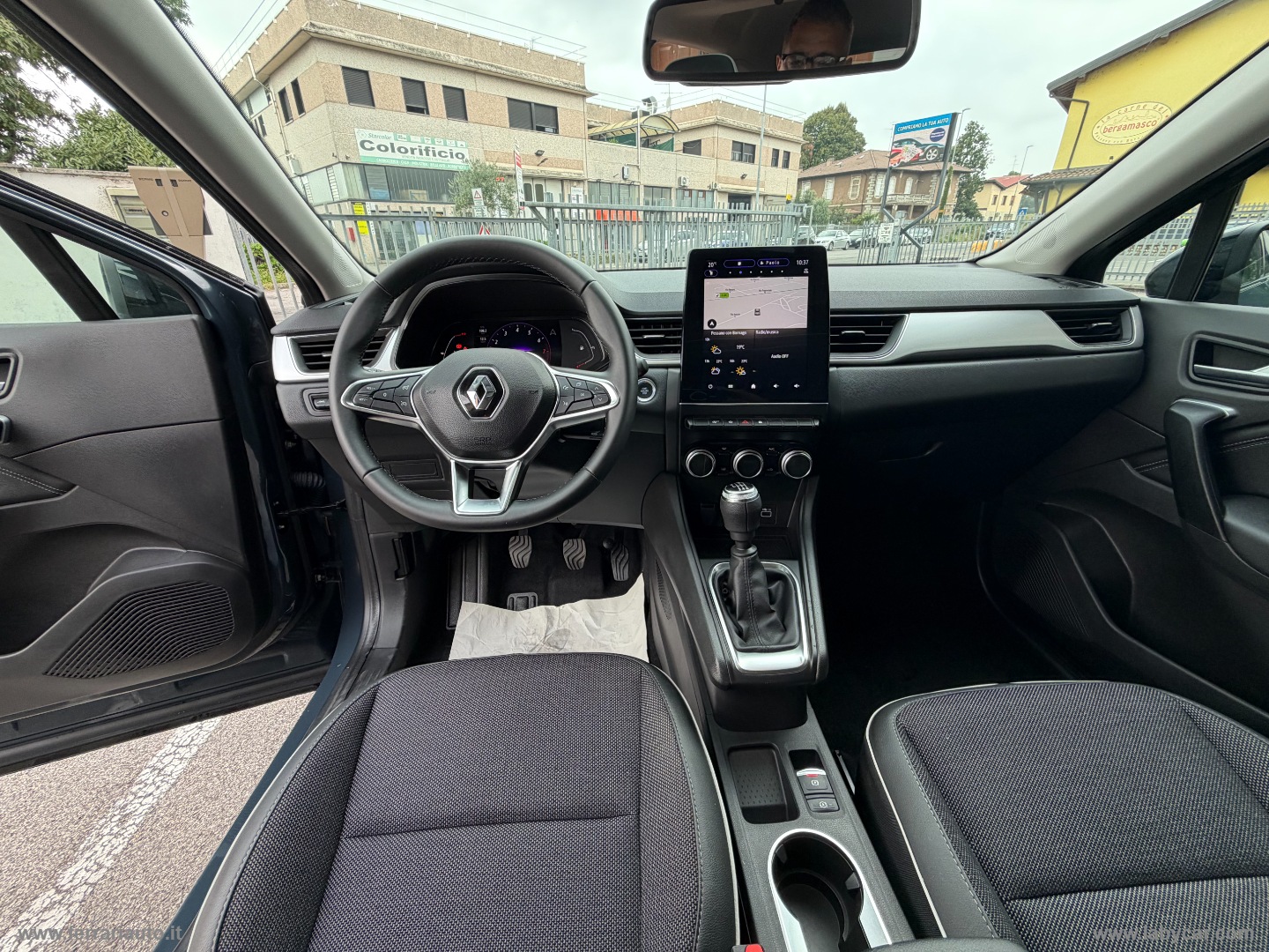 Captur TCe 12V 100 CV GPL TETTO PANORAMICO - SOLO 29.000KM! - immagine 13