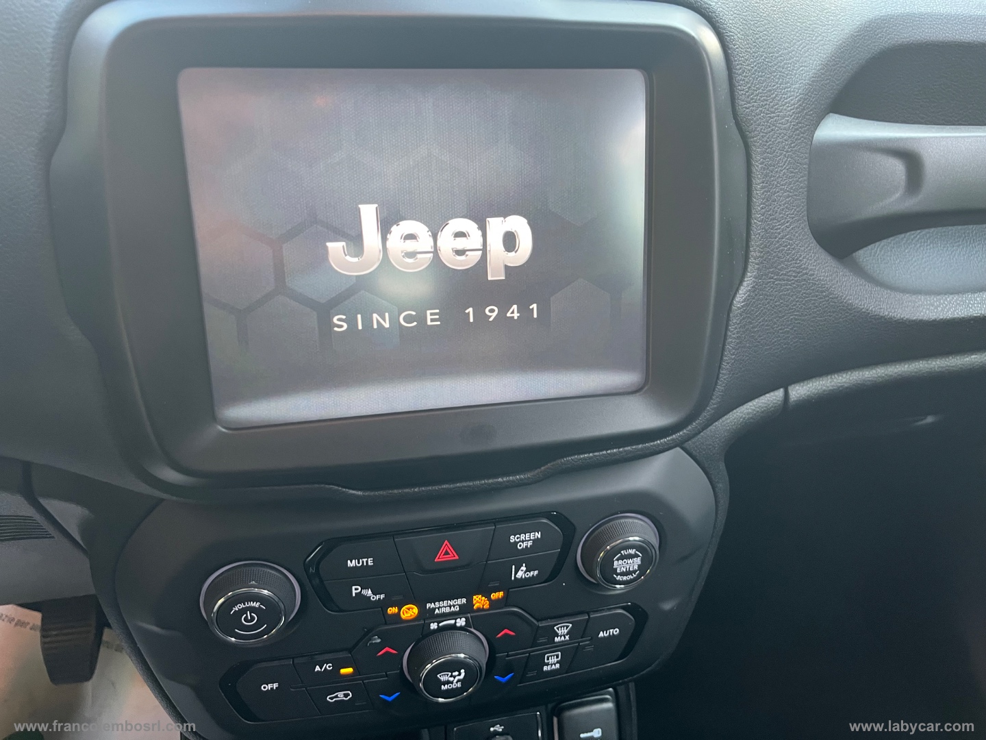 Renegade 1.6 Mjt 130CV Limited - immagine 13