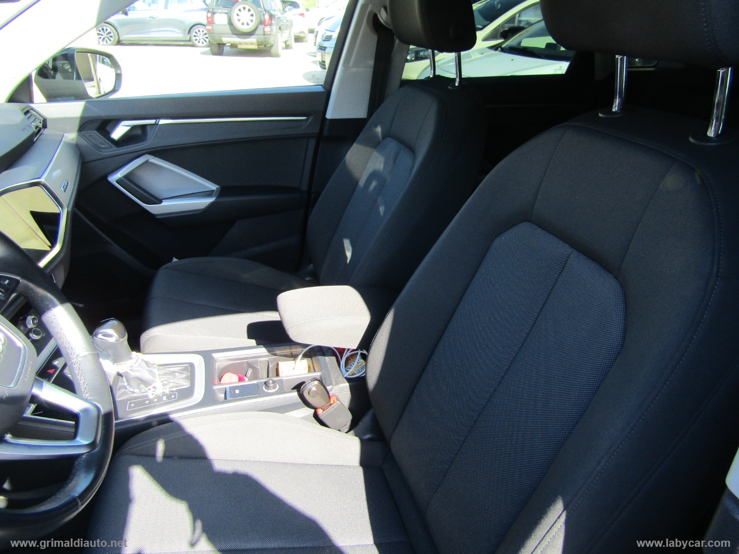 Q3 35 TDI S tronic Business Advanced - immagine 13