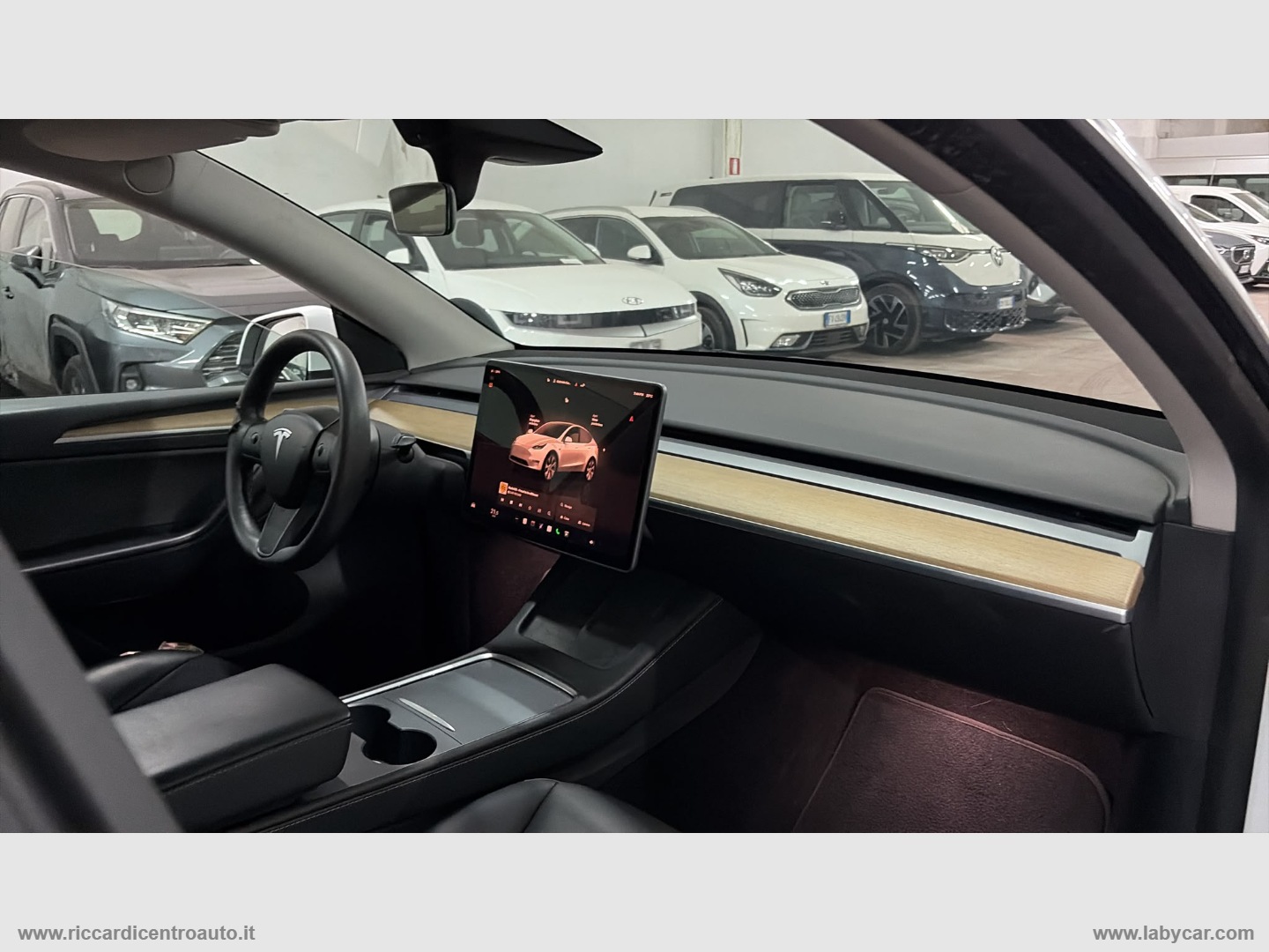 Model Y Long Range AWD - immagine 13