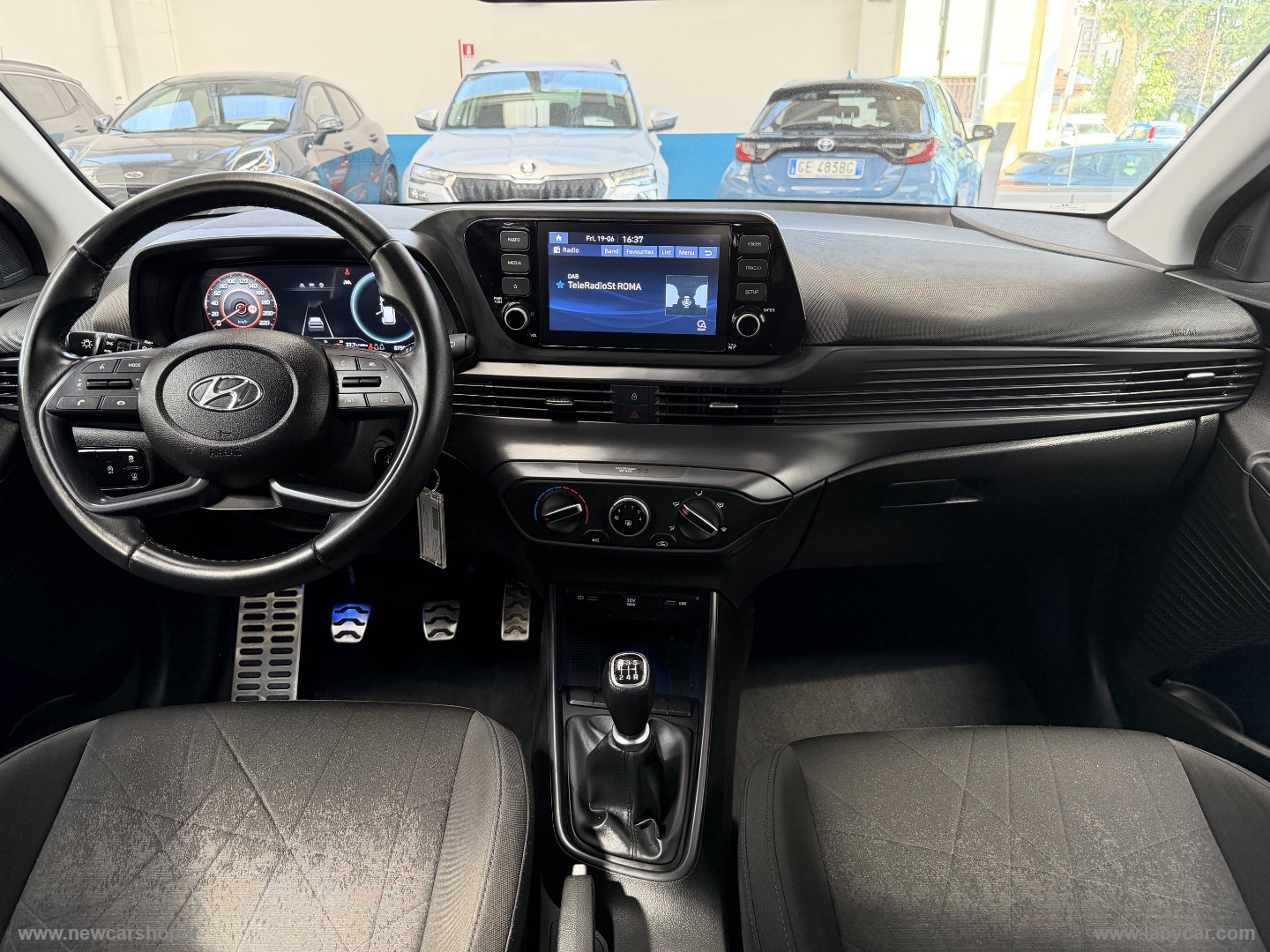 Bayon 1.2 MPI MT XLine NEOPATENTATI - immagine 13