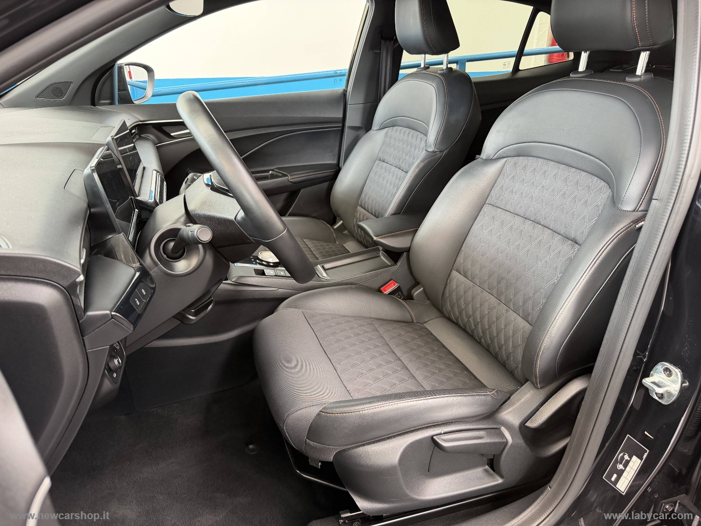 MG3 Hybrid+ Luxury NEOPATENTATI - immagine 13