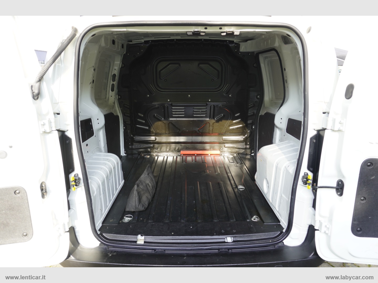 Fiorino 1.3 MJT 95CV Cargo SX Euro 6D-Temp - immagine 13
