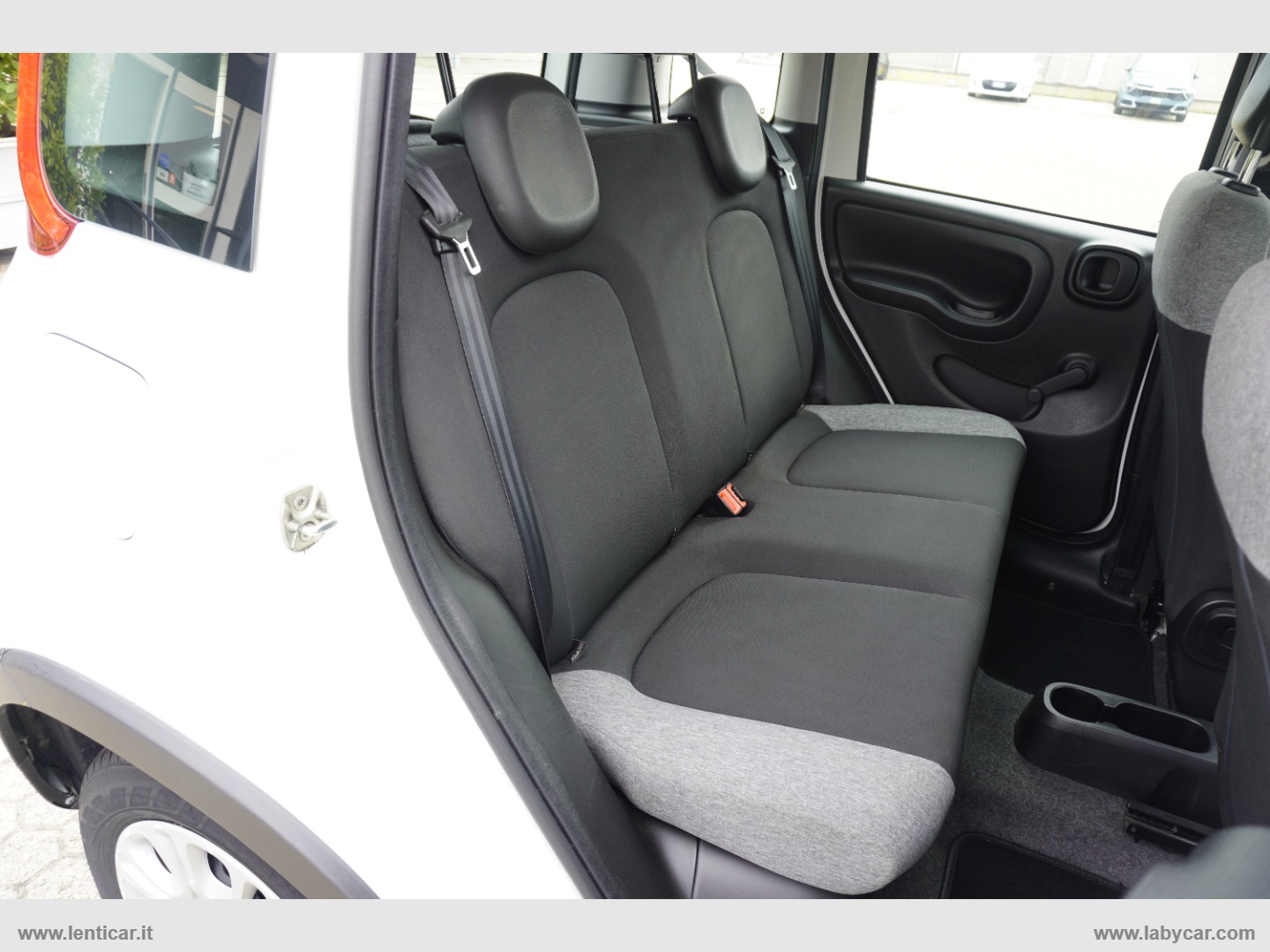 Panda 1.0 GSE Hybrid Street Van 4 p.ti - immagine 13