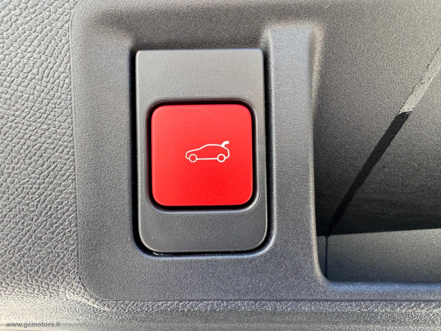 Peugeot 308 308 PureTech Turbo 130 S&S EAT8 SW GT - Immagine 13