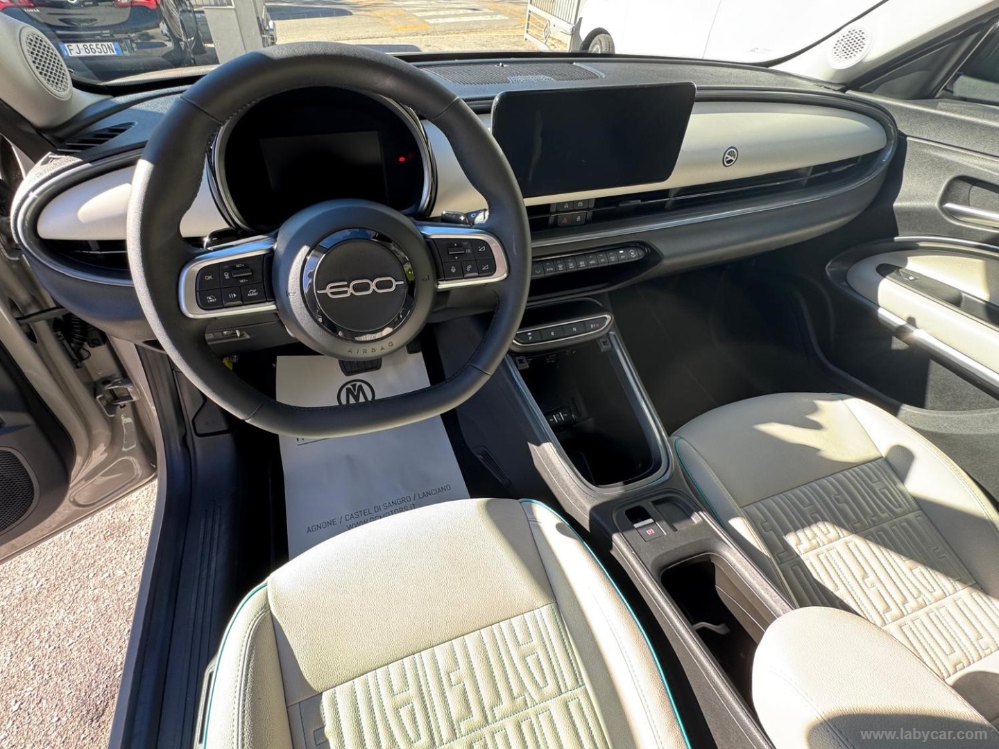 Fiat 600 Hybrid MHEV La Prima - Immagine 13