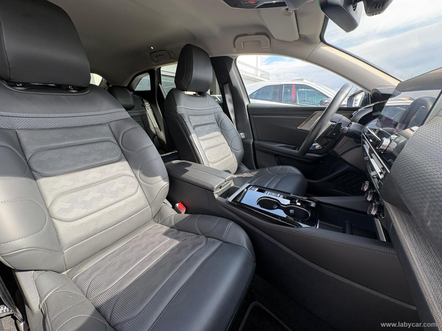 Citroën C5 X X PureTech 130 S&S EAT8 Plus - Immagine 13