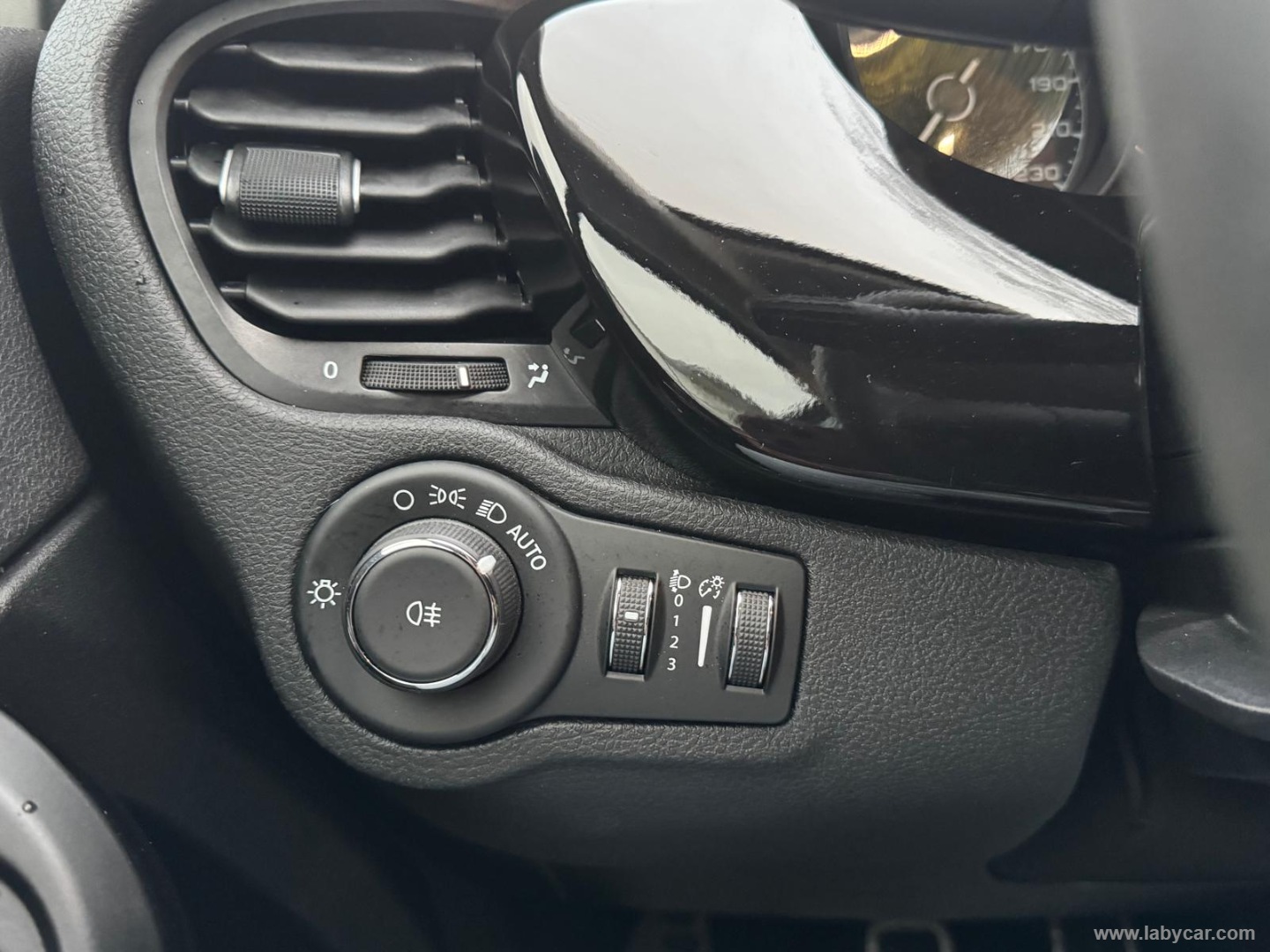 500X 1.0 T3 120 CV 120° - immagine 13