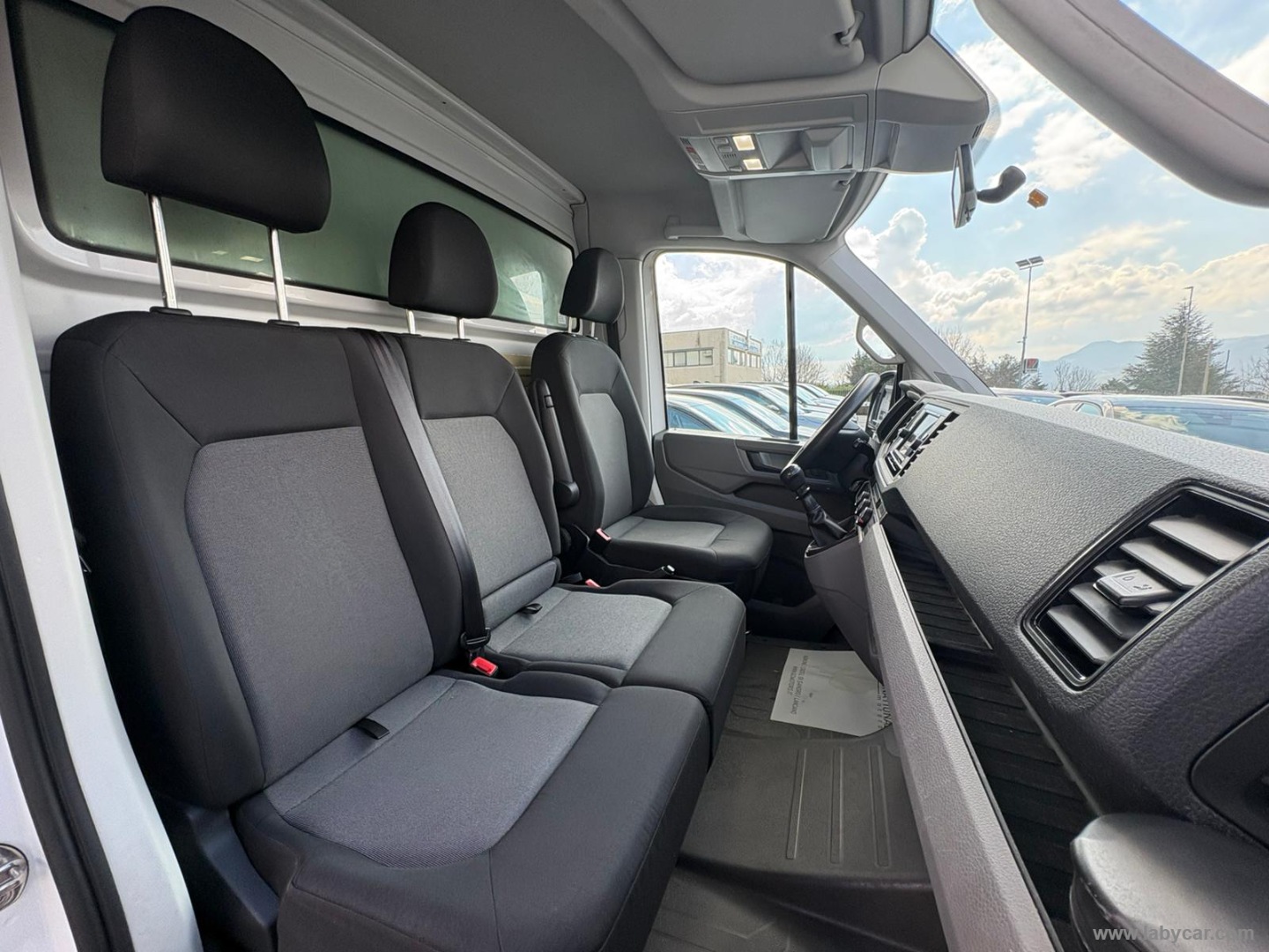 Crafter 35 2.0 BiTDI 177 PL Cab. - immagine 13