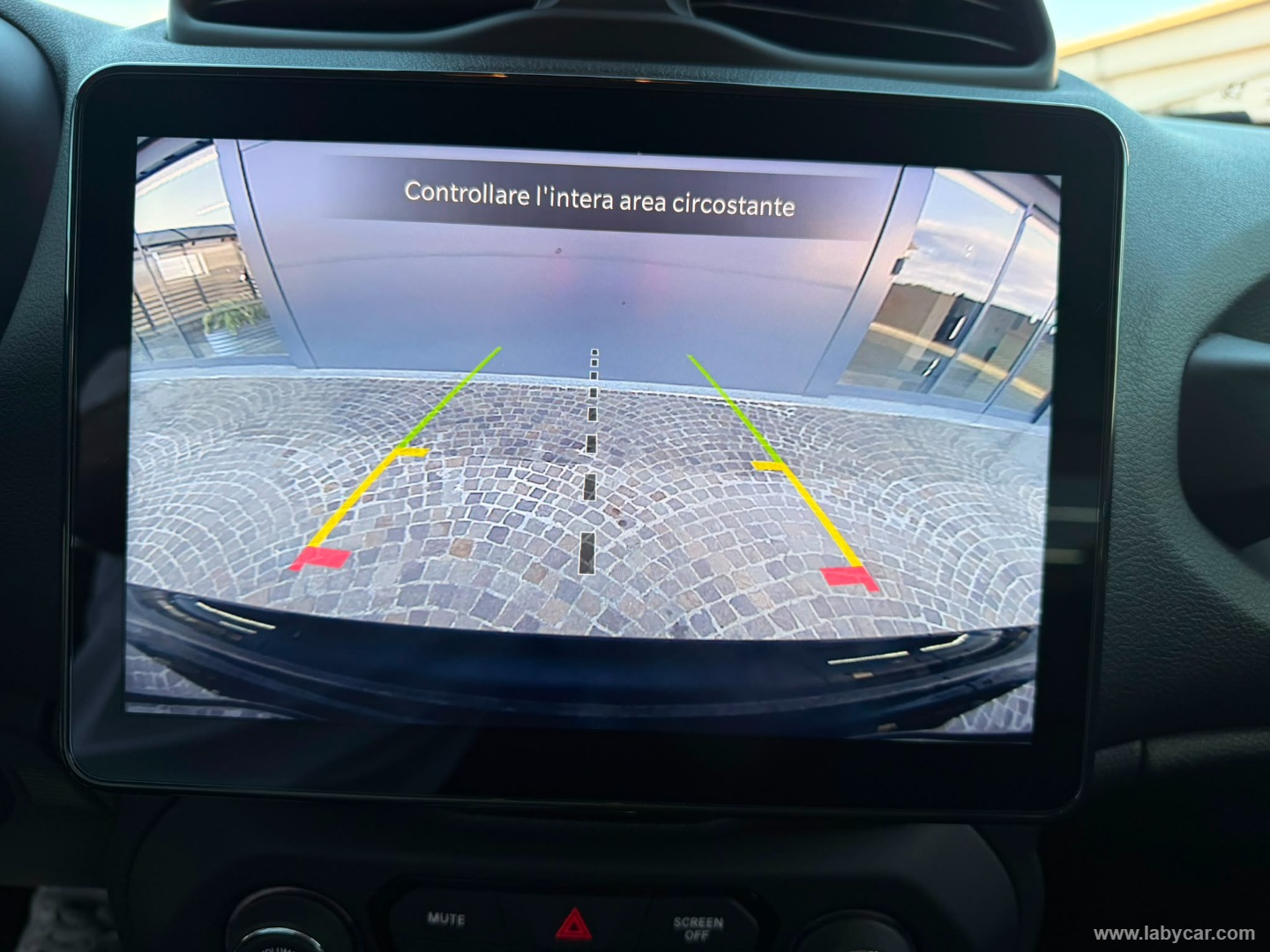 Jeep Renegade 1.5 T4 MHEV Altitude - Immagine 13