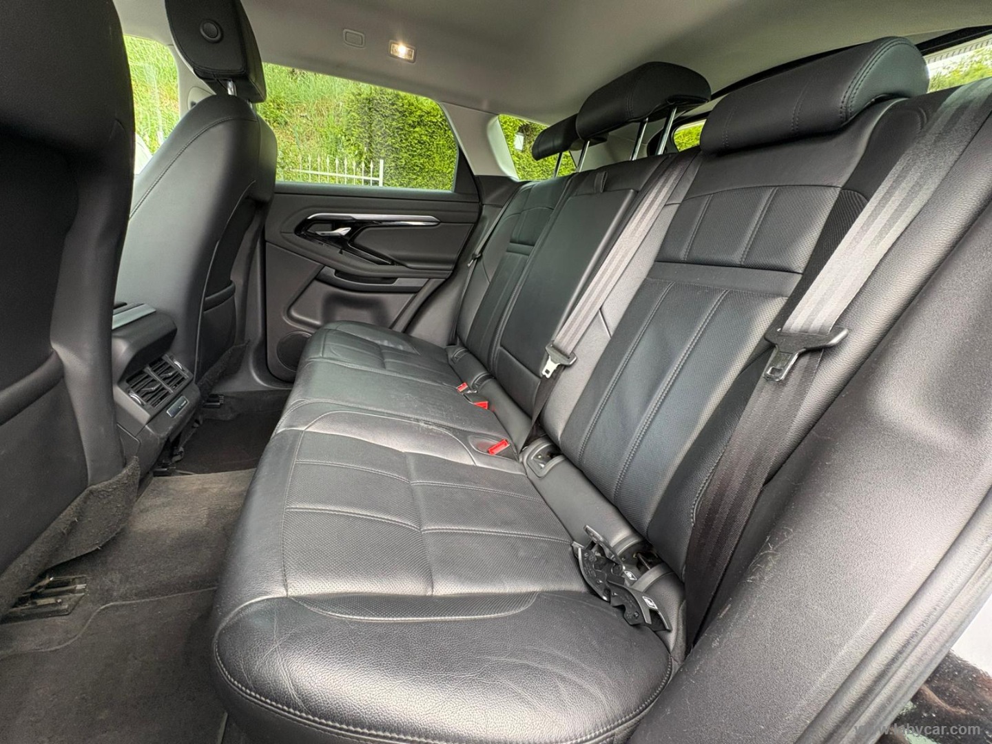 RR Evoque 2.0D L.Flw 150 AWD Auto SE - immagine 13
