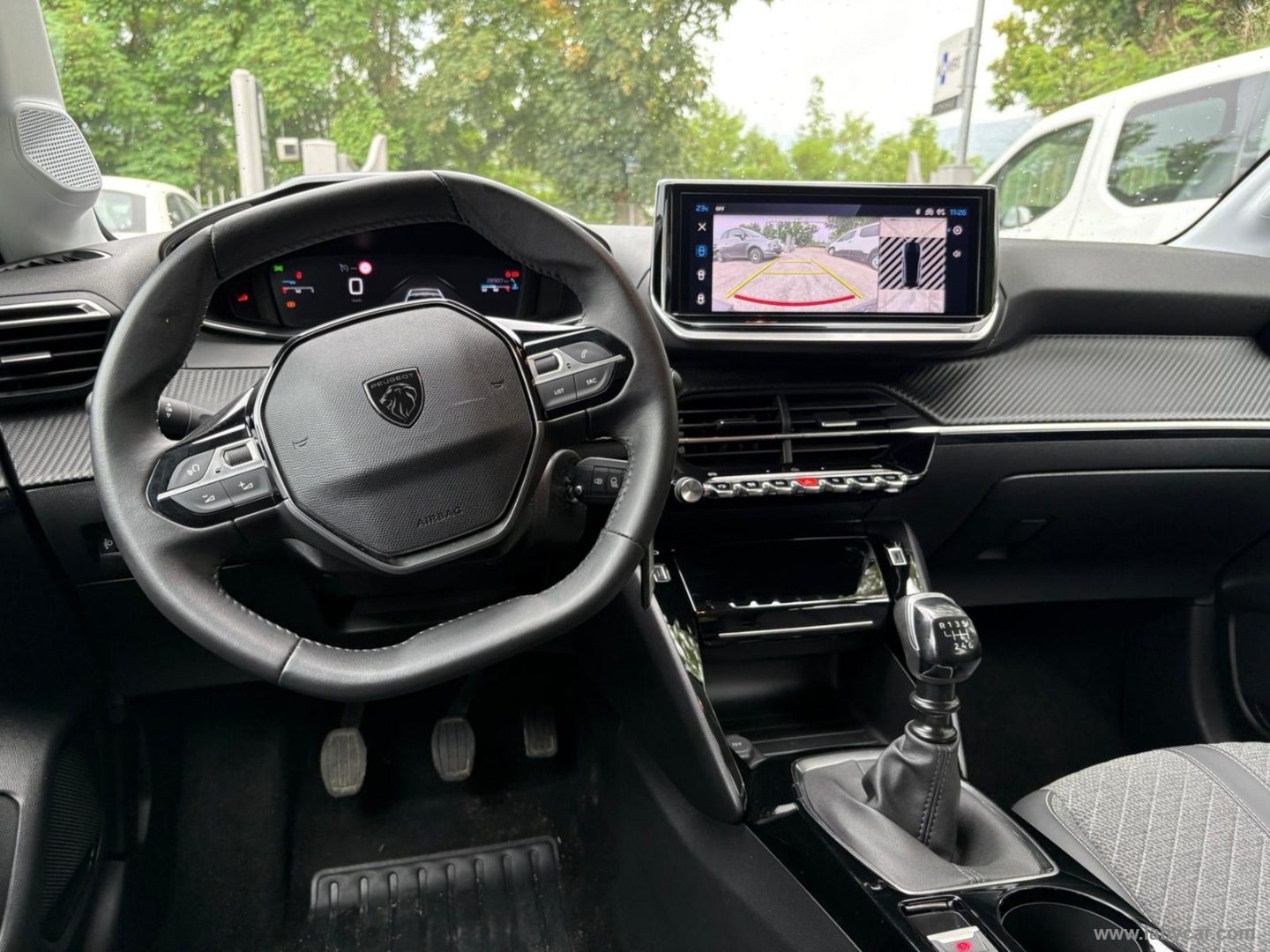 Peugeot 208 PureTech 100 S&S 5p. Allure - Immagine 13