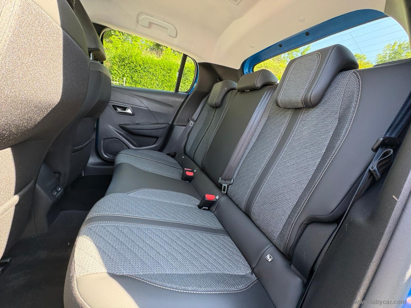 Peugeot 208 PureTech 100 S&S 5p. Allure - Immagine 13
