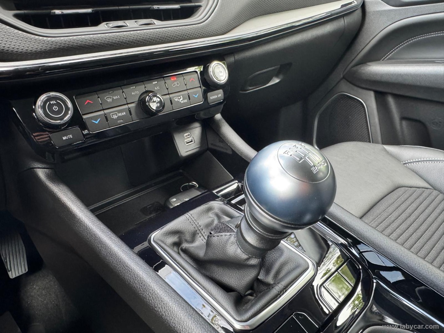 Compass 2.2 CRD Limited - immagine 13