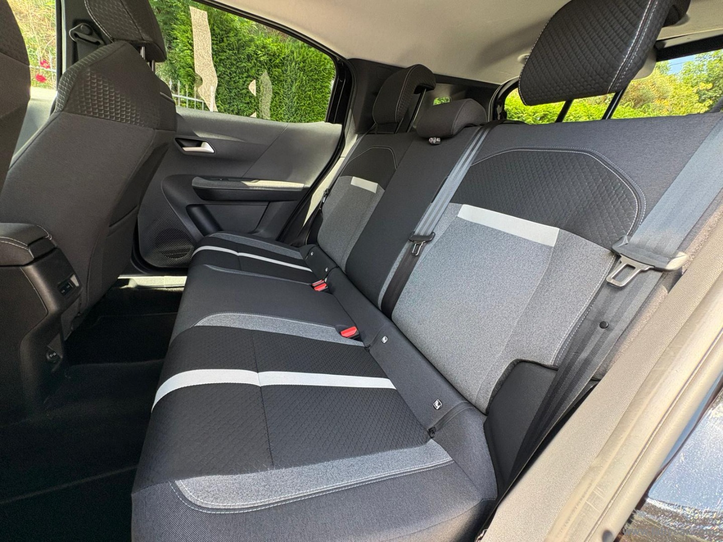 Opel FRONTERA Hybrid 145 CV EDCT GS - Immagine 13
