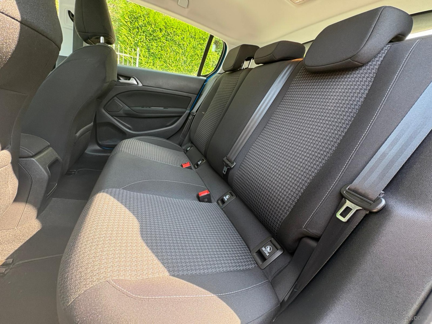 Peugeot 308 BlueHDi 100 S&S Active - Immagine 13