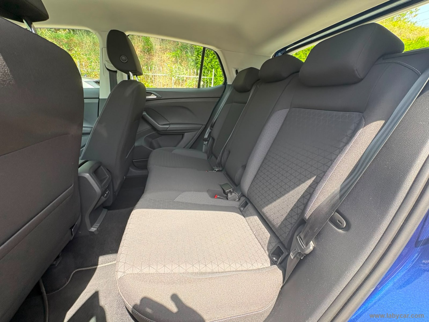 Volkswagen T-Cross 1.0 TSI 110 CV Style - Immagine 13
